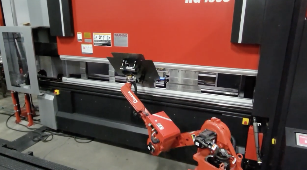 evs metal's automated bending robot by Amada